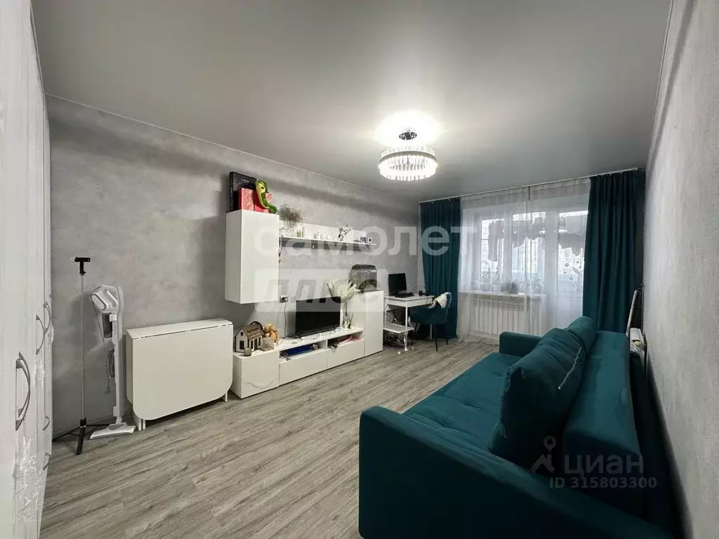 1-к кв. Ярославская область, Углич ул. Луначарского, 6А (33.1 м) - Фото 0