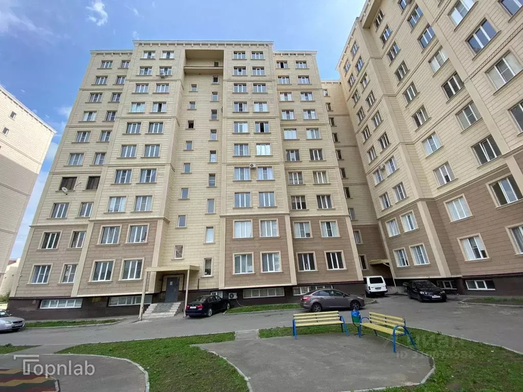 3-к кв. Кабардино-Балкария, Нальчик Московская ул., 3А (90.4 м) - Фото 0