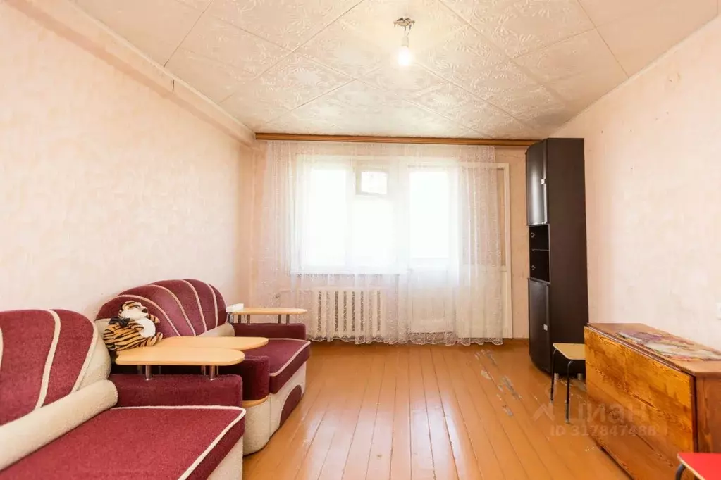 3-к кв. Оренбургская область, Оренбург Центральная ул., 19 (61.0 м) - Фото 0