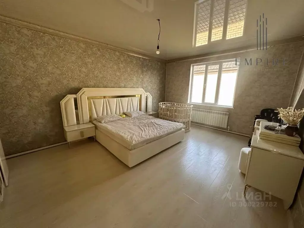 Дом в Чеченская республика, Грозный ул. Р.С. Губаева (320 м) - Фото 0