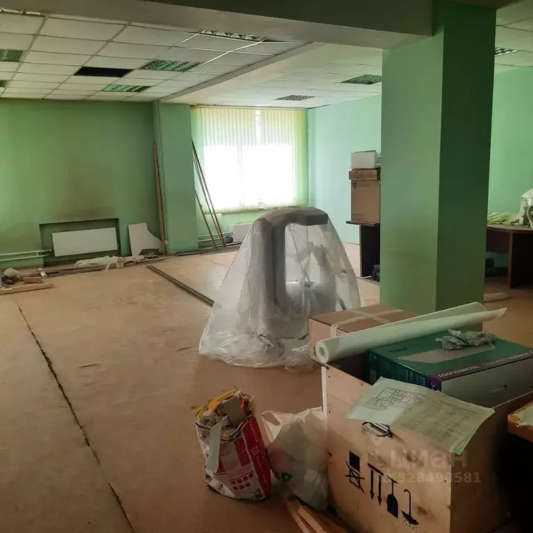 Помещение свободного назначения в Саха (Якутия), Нерюнгри ул. ... - Фото 1