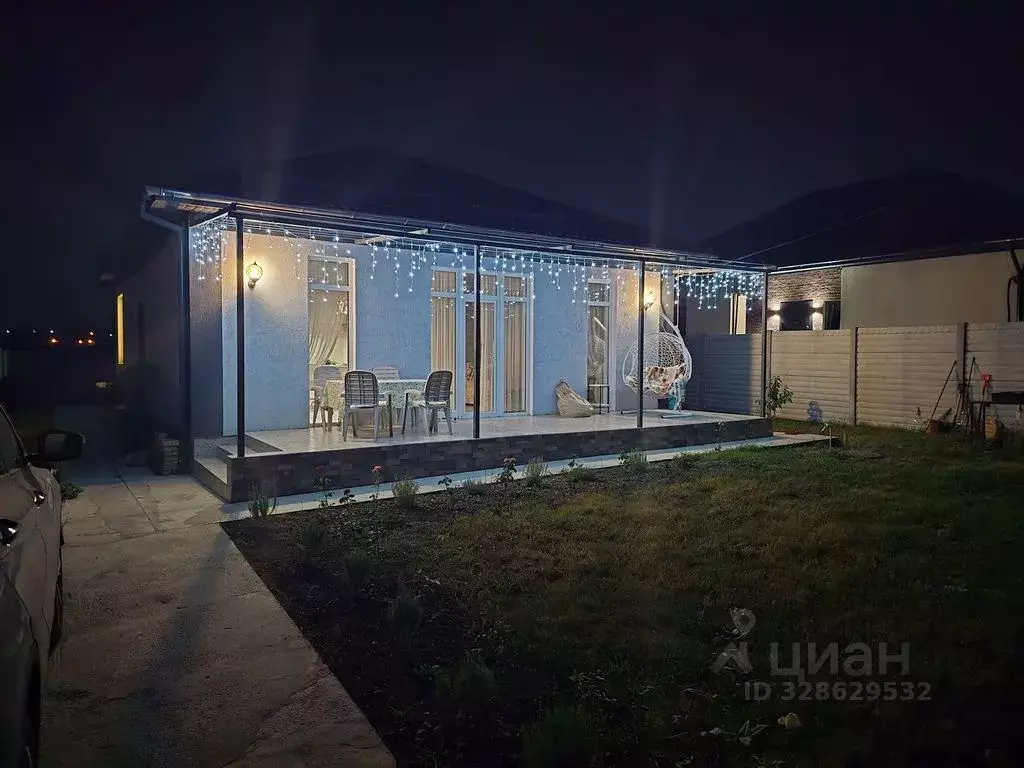 Дом в Крым, Симферопольский район, Добровское с/пос, с. Перевальное ... - Фото 1