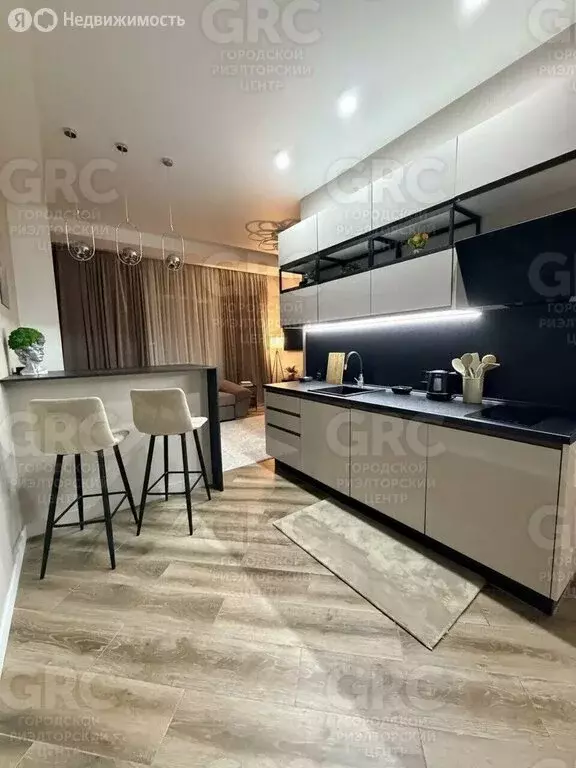 Квартира-студия: Адлер, Медовая улица, 88 (67 м) - Фото 1