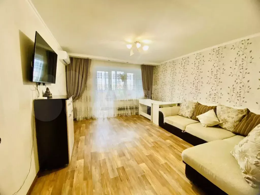 2-к. квартира, 60,8 м, 8/12 эт. - Фото 1