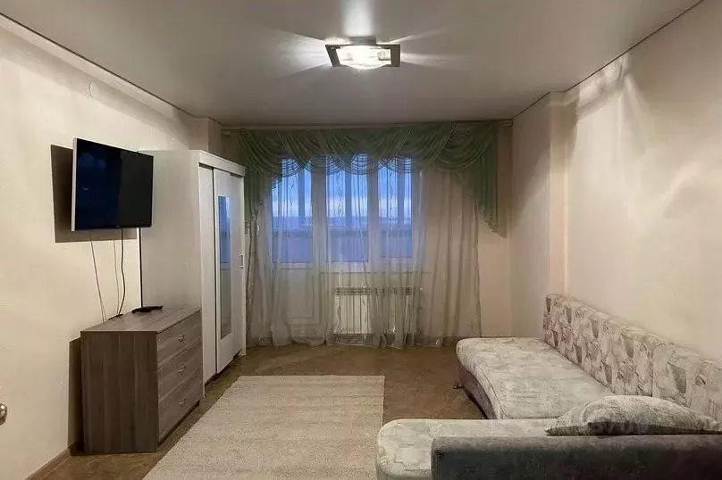 2-к кв. Татарстан, Казань ул. Альфии Авзаловой, 15 (64.0 м) - Фото 2