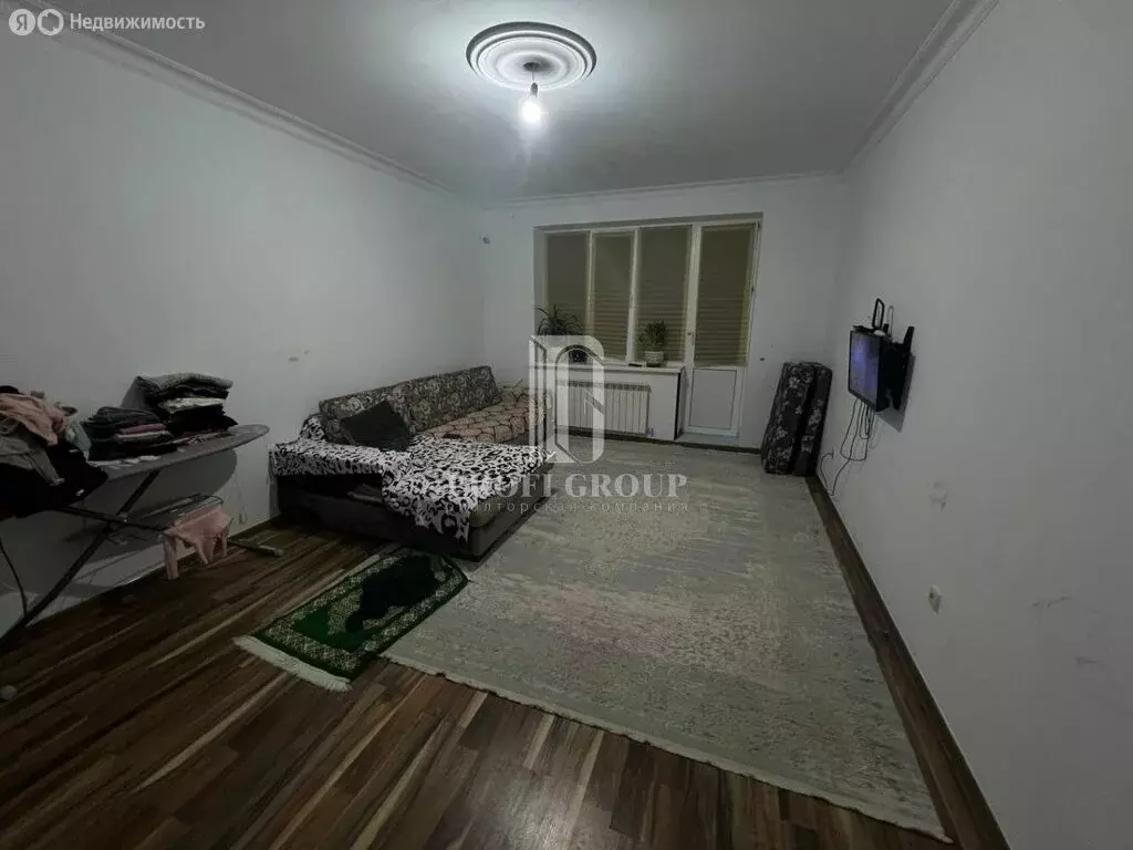 2-комнатная квартира: Махачкала, проспект Али-Гаджи Акушинского, 94 ... - Фото 1