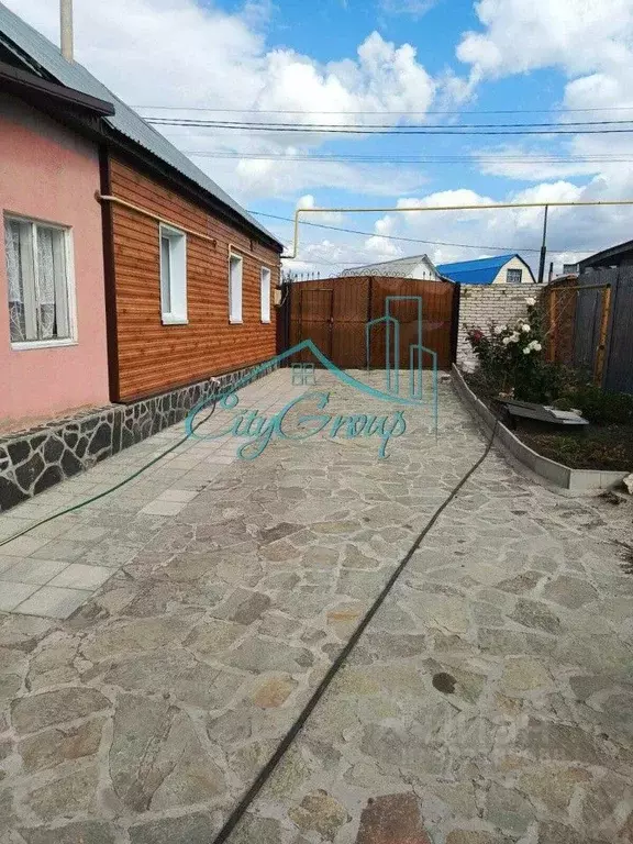 Дом в Оренбургская область, Кувандык ул. Ленина, 81 (57 м) - Фото 1