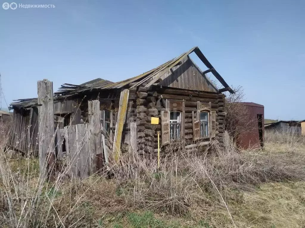 Дом в Курганская область, Шадринский муниципальный округ, деревня ... - Фото 1
