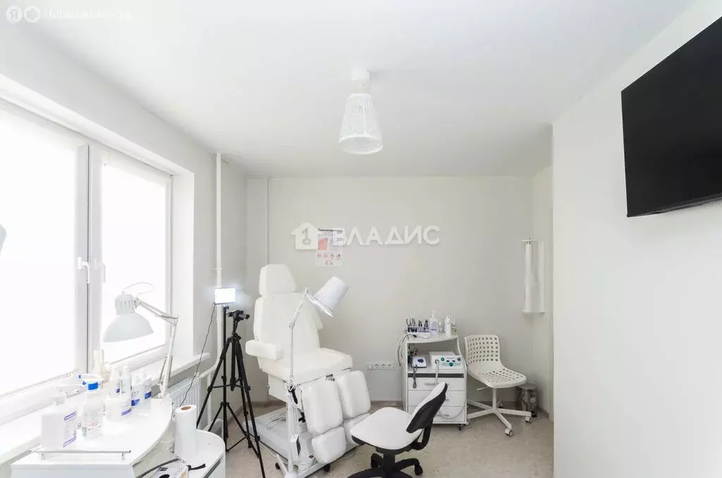 1-комнатная квартира: Тобольск, 15-й микрорайон, 16 (30.4 м) - Фото 1