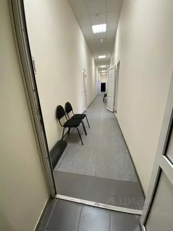 Офис в Тюменская область, Тюмень Рижская ул., 45 (93 м) - Фото 1