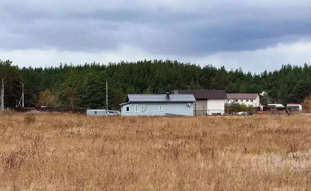 Дом в Курская область, Октябрьский район, Катыринский сельсовет, д. ... - Фото 2