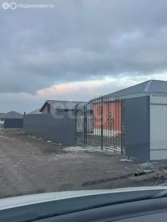 Дом в посёлок Щепкин, Крестьянская улица (100 м) - Фото 1