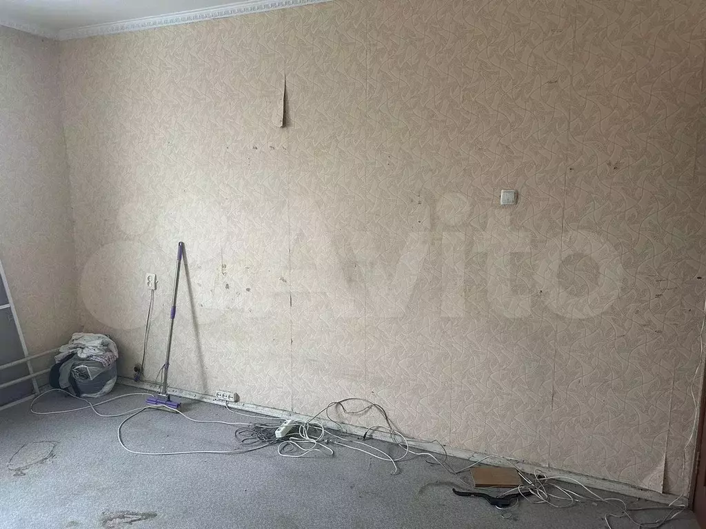 Комната 13,6 м в 3-к., 11/14 эт. - Фото 1