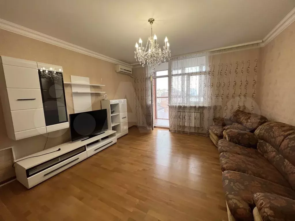 2-к. квартира, 70м, 9/19эт. - Фото 1