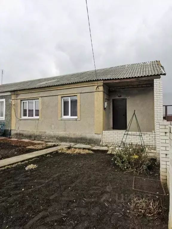 Дом в Воронежская область, Семилукский район, с. Девица ул. Танкистов, ... - Фото 0