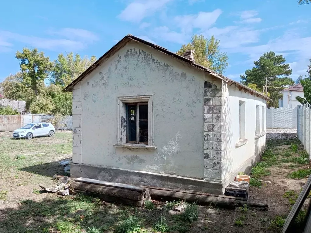 Дом в Крым, Бахчисарайский район, Куйбышевское с/пос, с. Танковое ул. ... - Фото 1