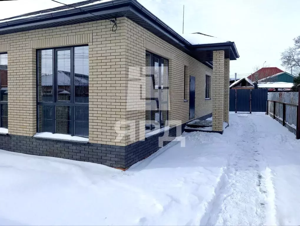 Дом в Ростовская область, Таганрог 25-й пер., 14 (72 м) - Фото 1