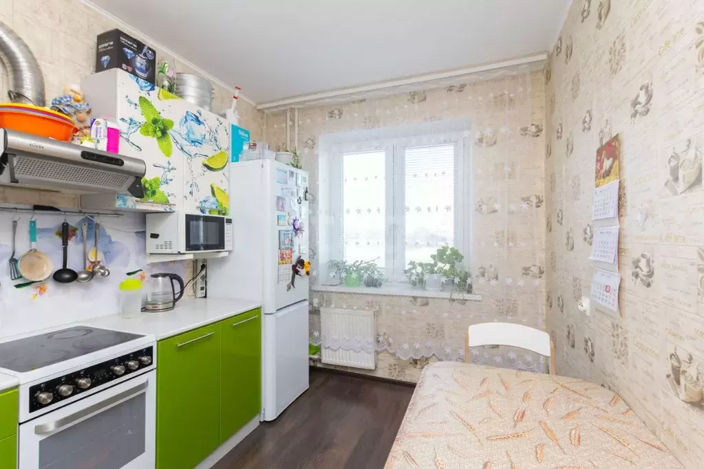 2-к кв. Тюменская область, Тюмень ул. Мебельщиков, 1 (50.5 м) - Фото 1