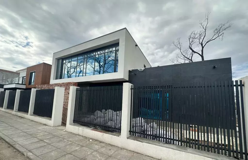 Коттедж в Самарская область, Самара просека 2-я (282 м) - Фото 1