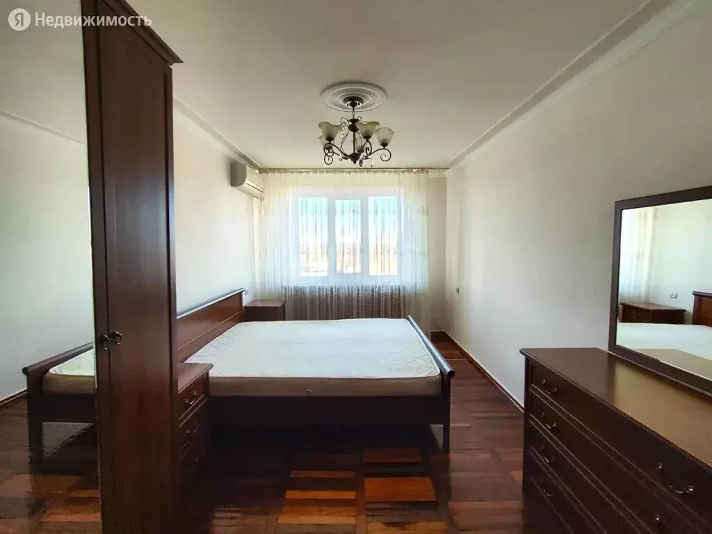3-комнатная квартира: Нарткала, Красная улица, 267 (67.9 м) - Фото 1