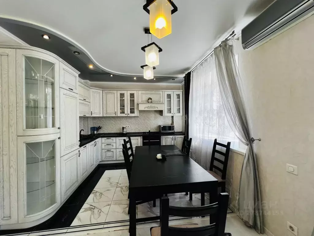 3-к кв. Татарстан, Казань ул. Зинина, 34 (100.0 м) - Фото 1