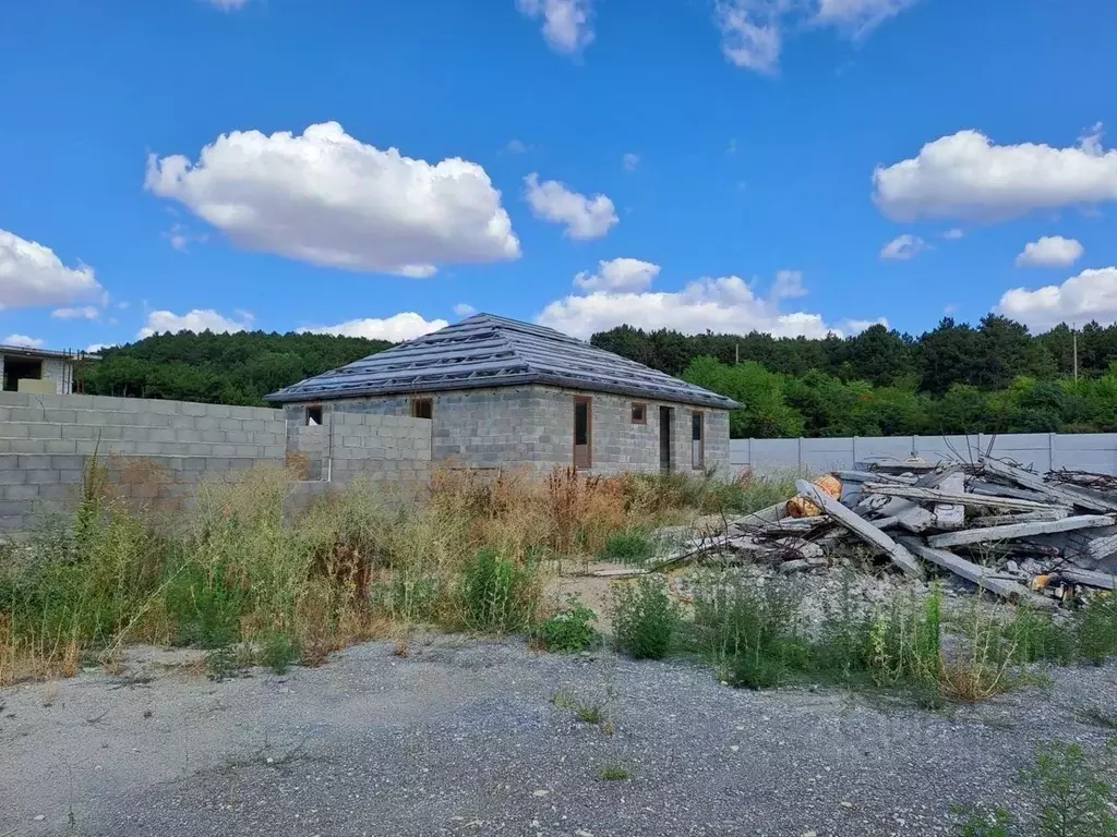 Дом в Крым, Симферополь ул. Палласа (200 м) - Фото 0