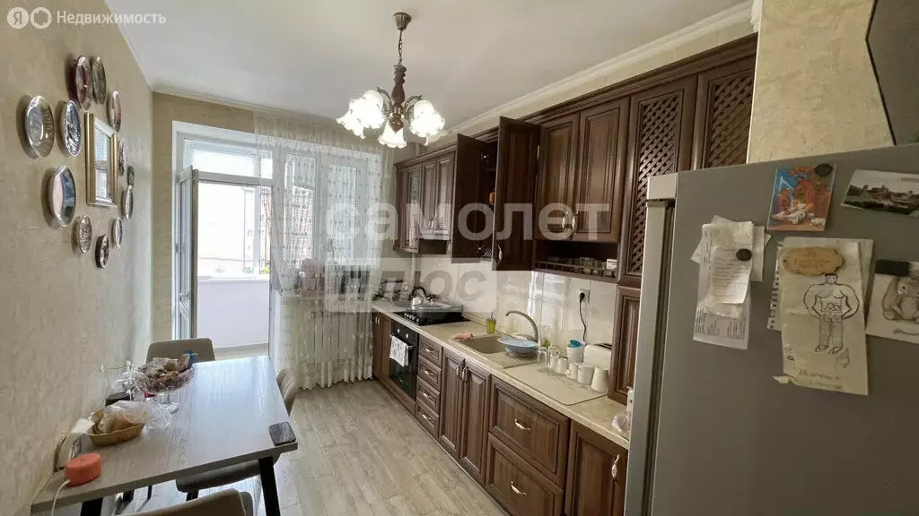 3-комнатная квартира: Владикавказ, Московское шоссе, 3Г (90 м) - Фото 1
