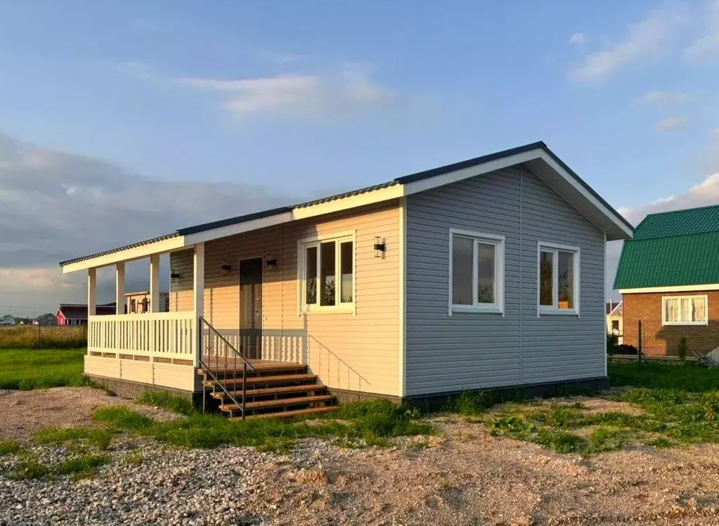 Дом в Новгородская область, Новгородский район, Ермолинское с/пос, д. ... - Фото 1