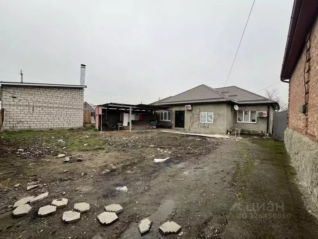 Дом в Кабардино-Балкария, Терек Кабардинская ул., 178 (132 м) - Фото 2