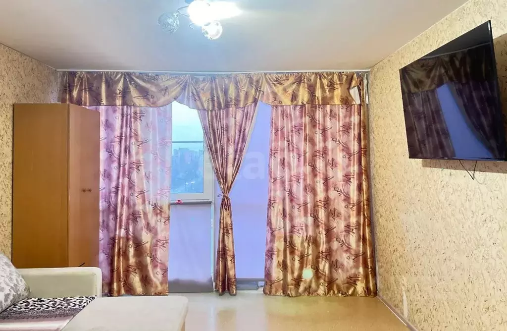 3-к кв. Саратовская область, Энгельс Студенческая ул., 183в (70.8 м) - Фото 1