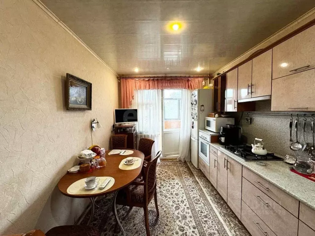 2-к кв. Мордовия, Саранск Республиканская ул., 141 (62.5 м) - Фото 1