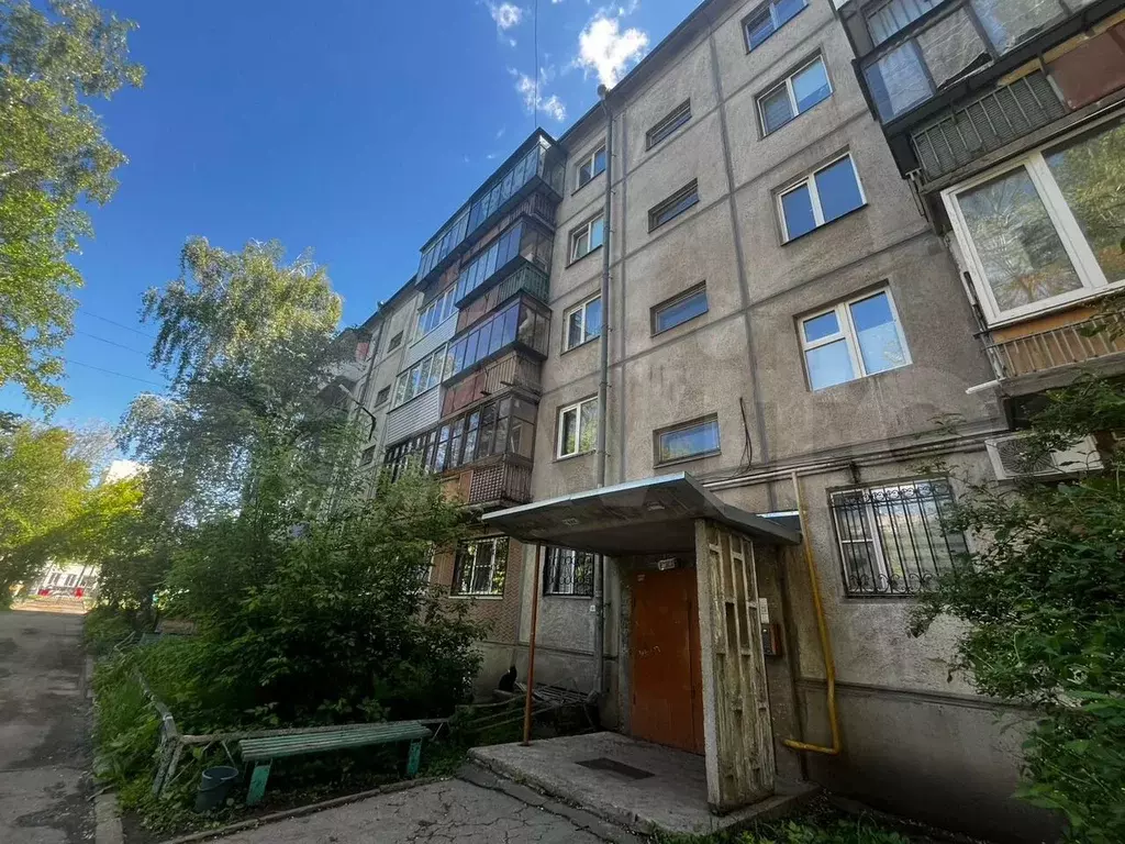 3-к. квартира, 61 м, 2/5 эт. - Фото 0