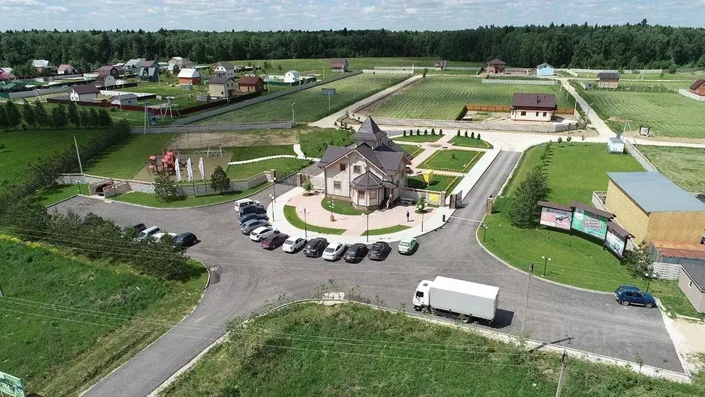 Участок в Московская область, Серпухов городской округ, д. Арнеево  ... - Фото 0