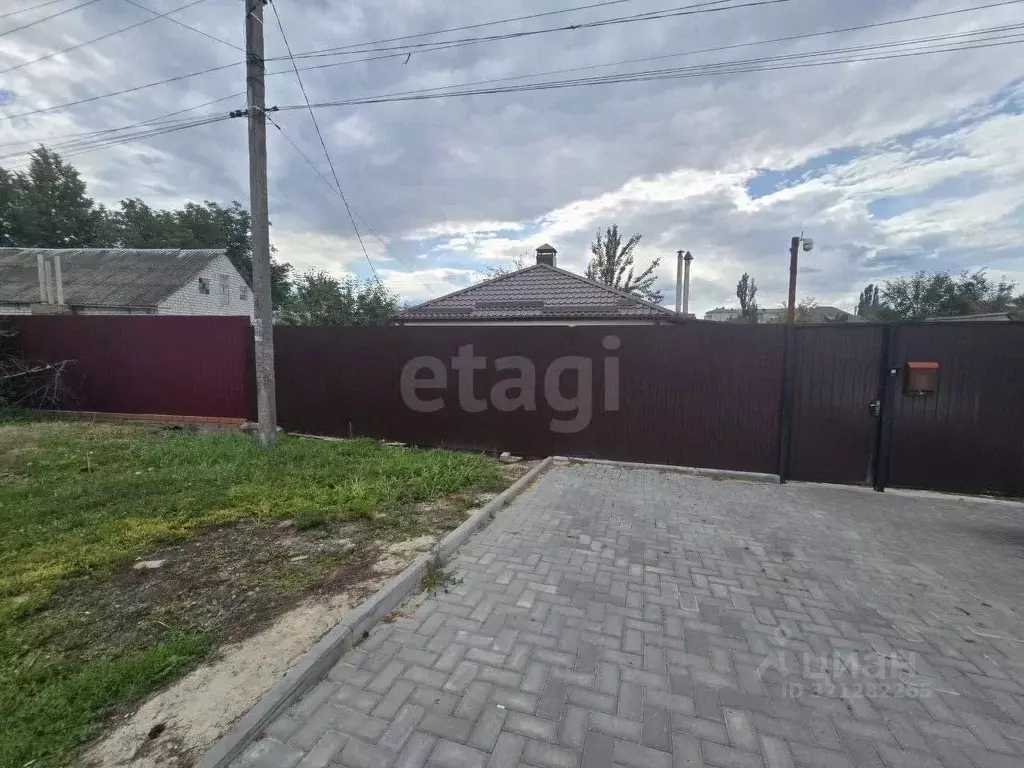 Дом в Белгородская область, Валуйки ул. Коротковой, 23 (52 м) - Фото 0