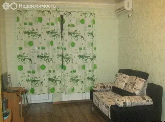 3-комнатная квартира: Геленджик, улица Розы Люксембург, 66 (82 м) - Фото 2