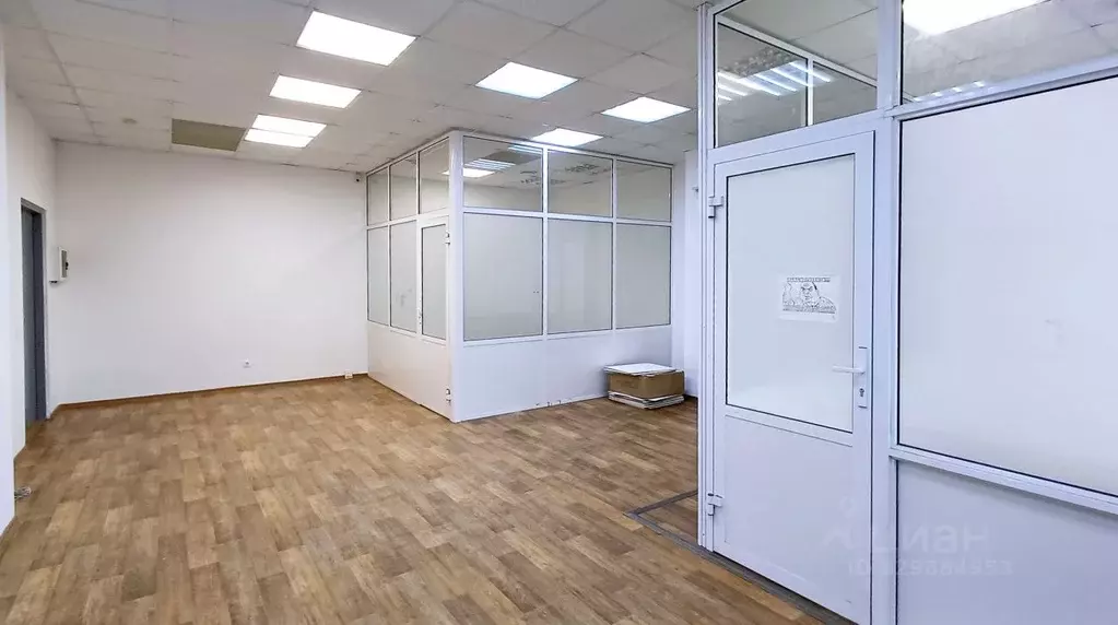Офис в Свердловская область, Екатеринбург ул. Малышева, 71А (60 м) - Фото 2
