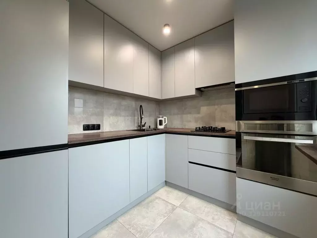 3-к кв. Москва ул. Кухмистерова, 3К2 (58.8 м) - Фото 1