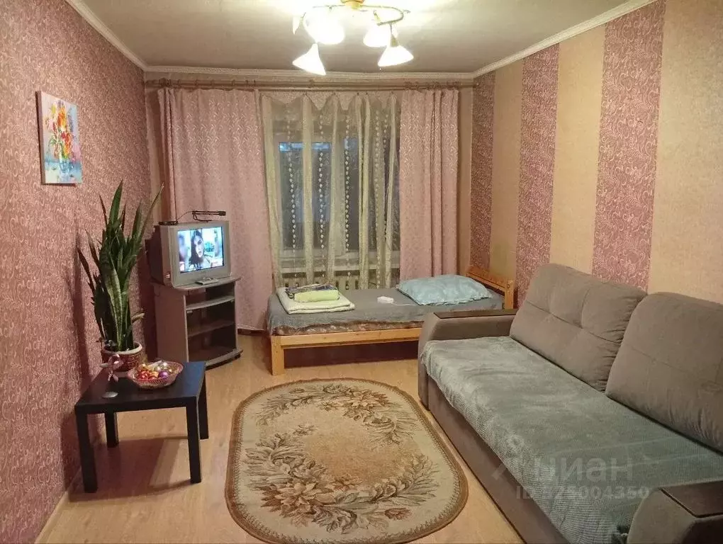 2-к кв. Костромская область, Шарья ул. Ивана Шатрова, 12А (47.0 м) - Фото 1