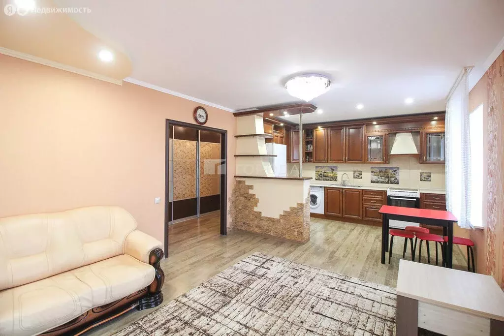 Квартира-студия: Барнаул, улица Димитрова, 67А (56.1 м) - Фото 2