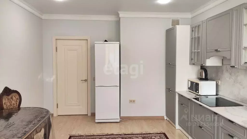 1-к кв. Дагестан, Махачкала ул. Вузовское Озеро, 13 (60.0 м) - Фото 0