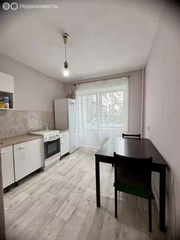 4-комнатная квартира: Иркутск, улица Маршала Конева, 20 (87.5 м) - Фото 1