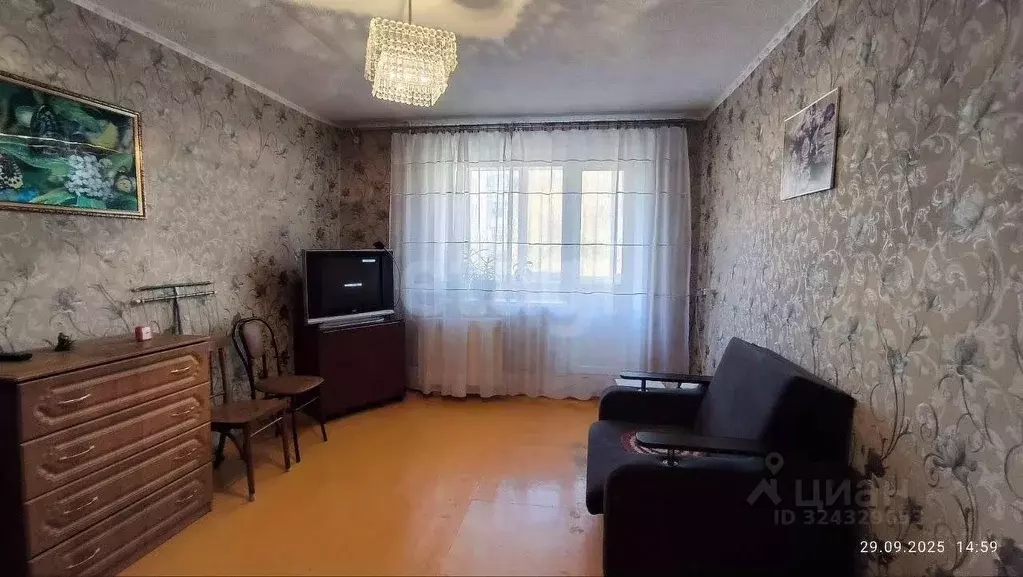 2-к кв. Бурятия, Улан-Удэ Октябрьская ул., 5 (49.5 м) - Фото 2