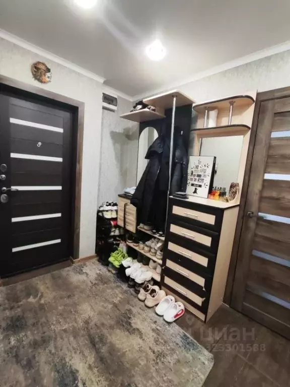 3-к кв. Брянская область, Брянск ул. Молодой Гвардии, 62 (62.6 м) - Фото 0