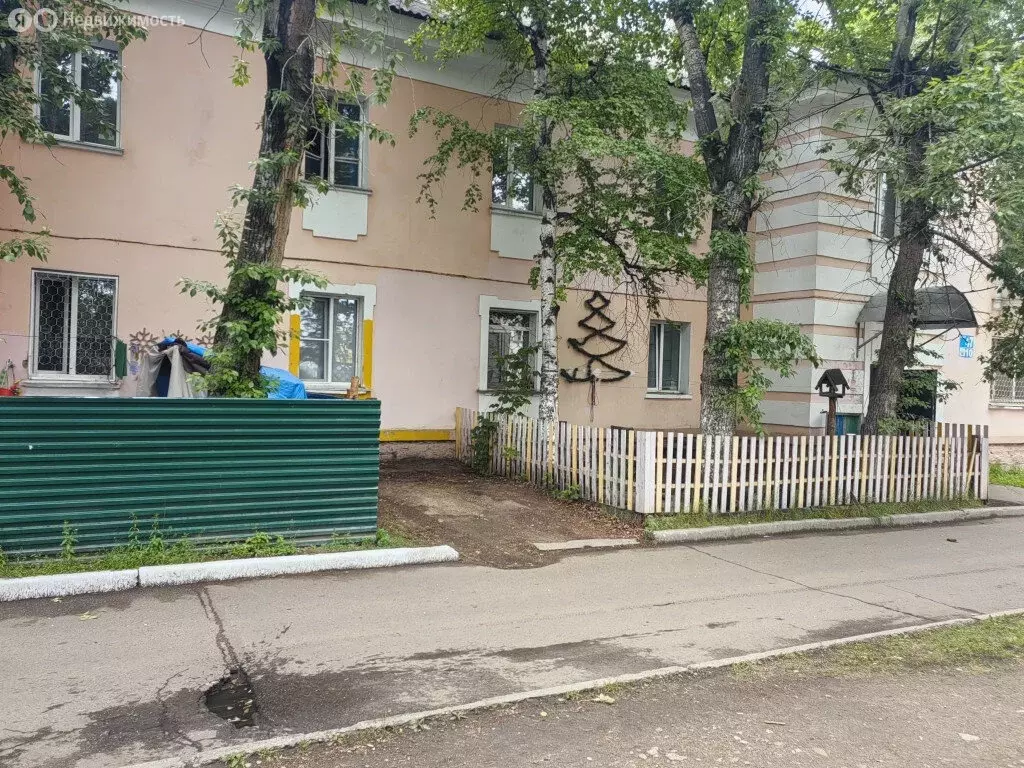 1к в 20-комнатной квартире (14.4 м) - Фото 0