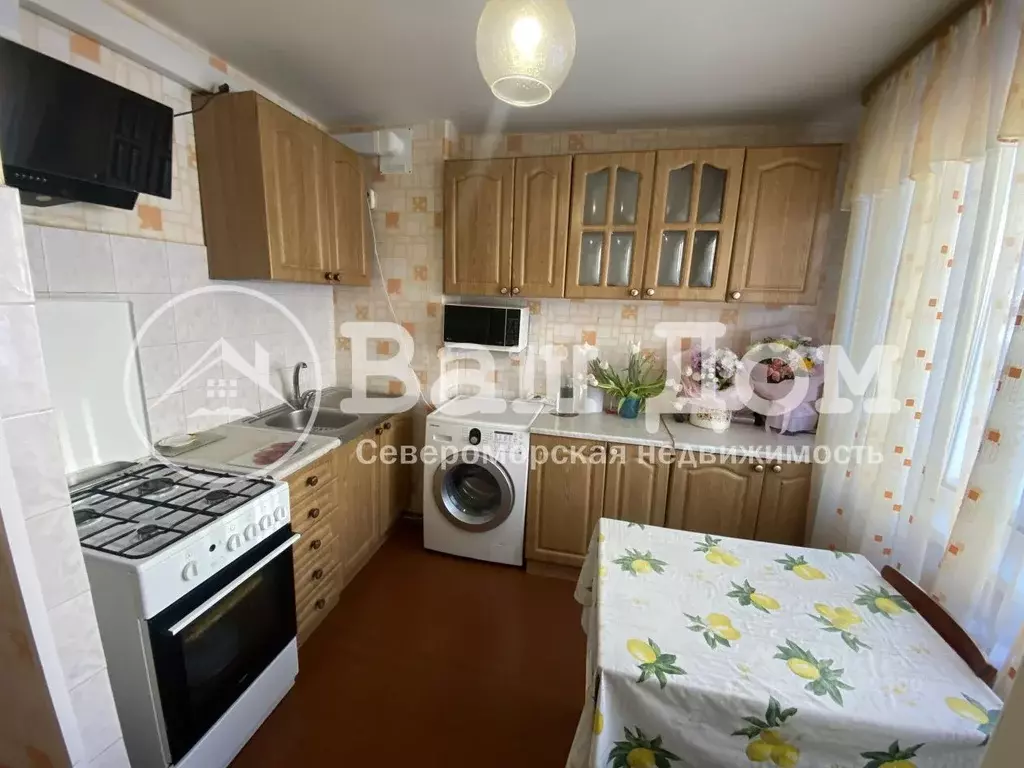 3-к кв. Мурманская область, Североморск ул. Кирова, 13 (62.1 м) - Фото 1