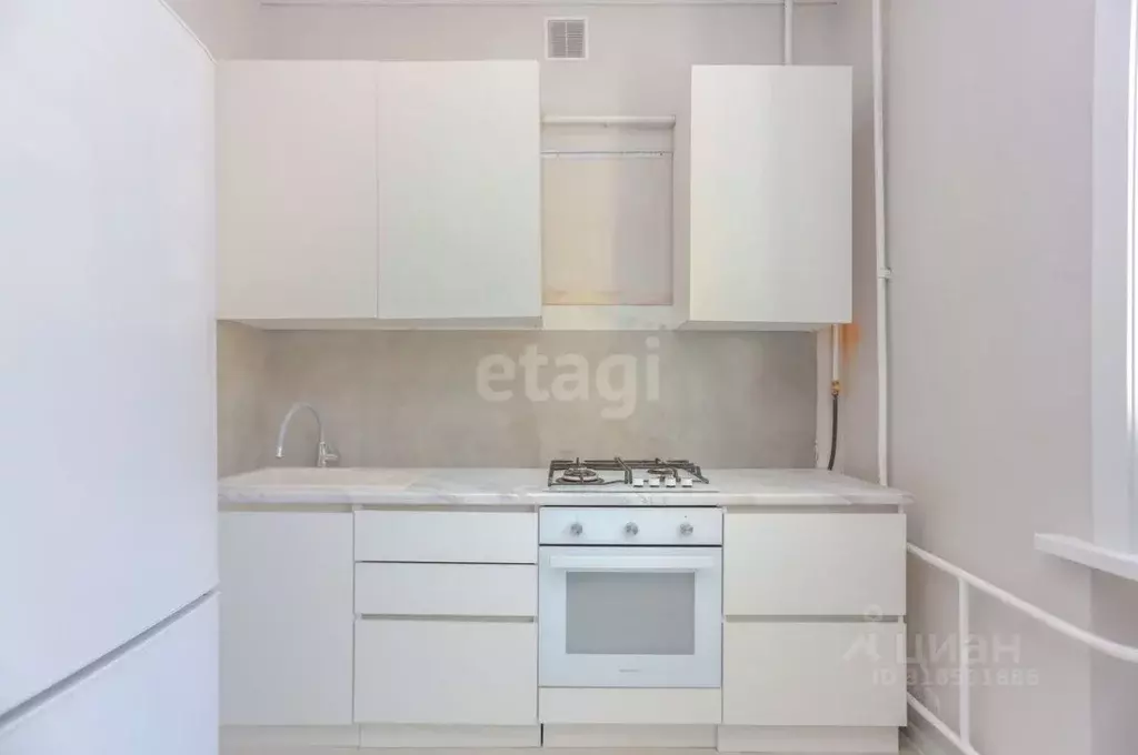 2-к кв. Иркутская область, Ангарск 107-й кв-л, 11 (41.6 м) - Фото 0