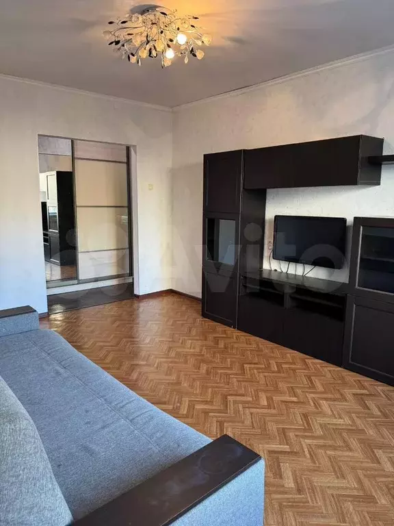 2-к. квартира, 55 м, 4/9 эт. - Фото 1