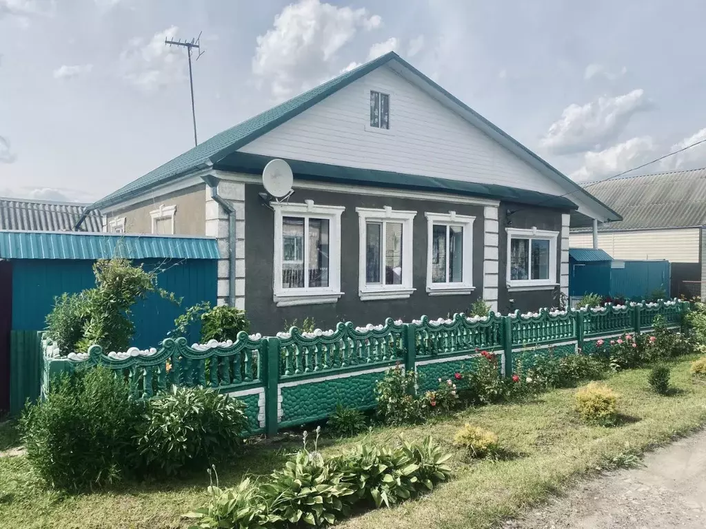 Дом в Орловская область, Мценск Заводской пер. (60 м) - Фото 1