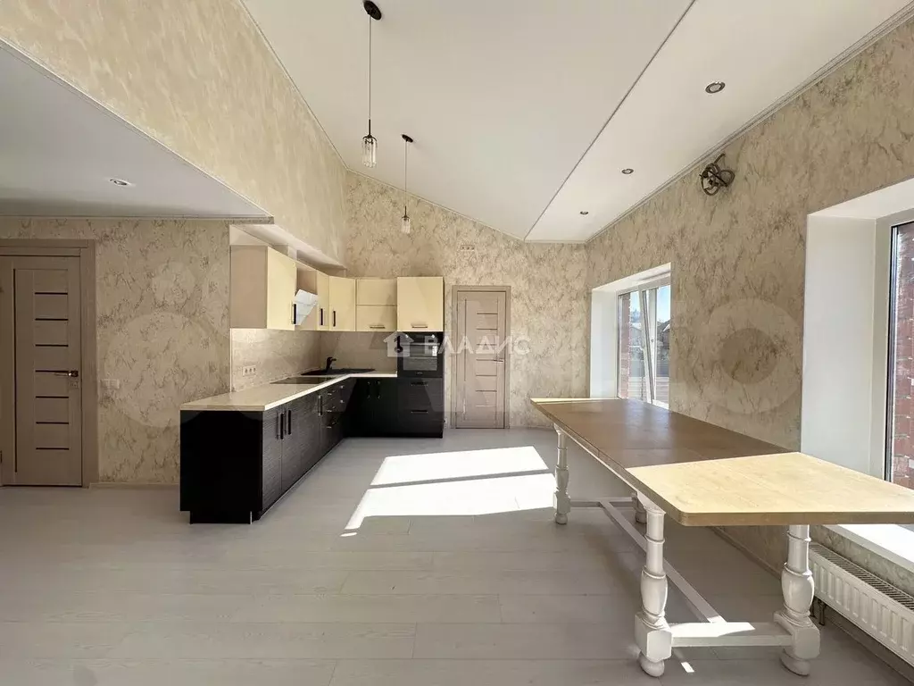 2-к. квартира, 80 м, 4/4 эт. - Фото 1