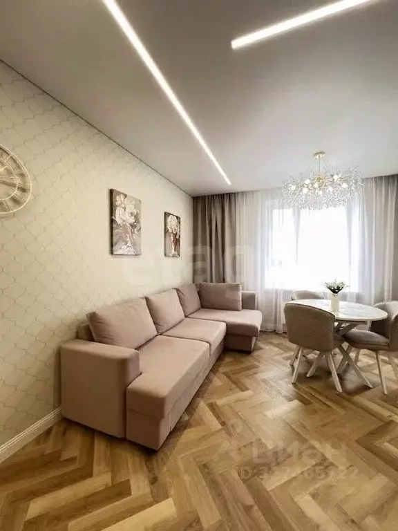 2-к кв. Тюменская область, Тюмень ул. Мельникайте, 2к19 (59.0 м) - Фото 1